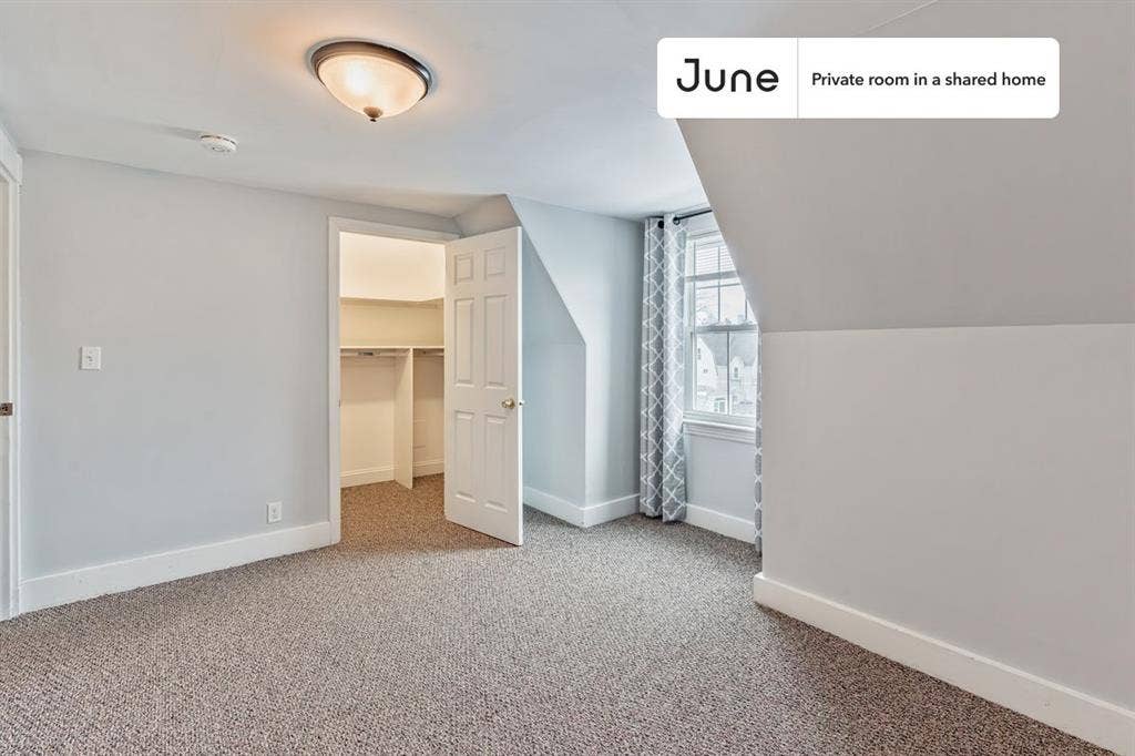 6 BR in Boston