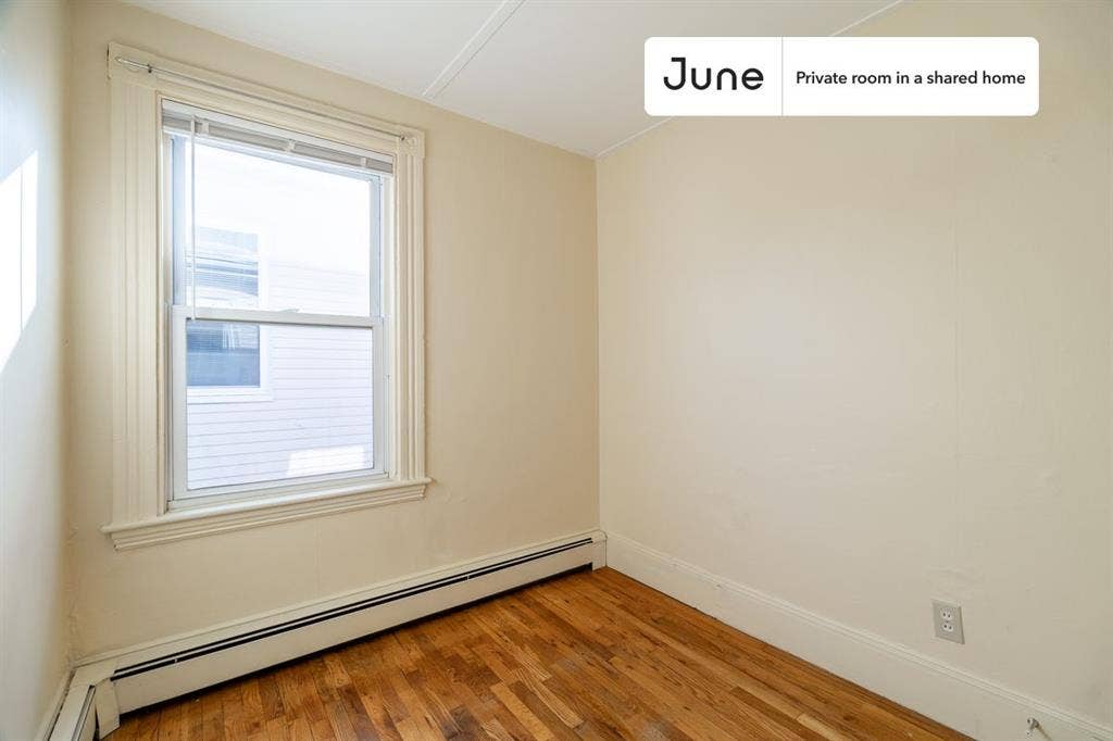 4 BR in Boston