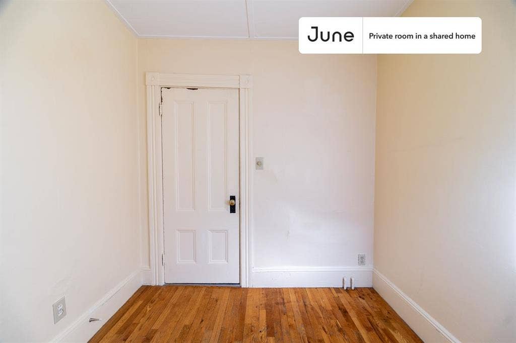 4 BR in Boston