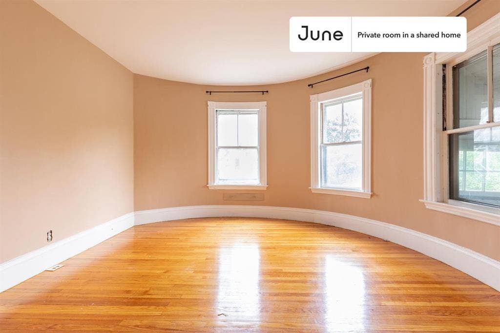 6 BR in Boston
