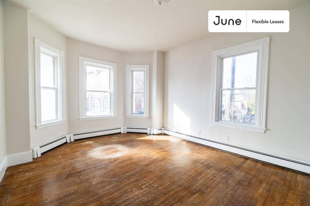 3 BR in Boston