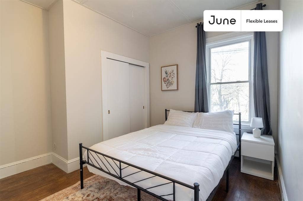 3 BR in Boston
