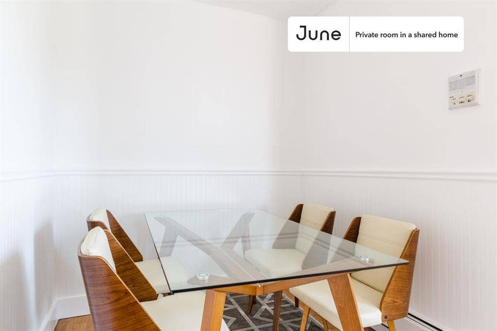 4 BR in New York City