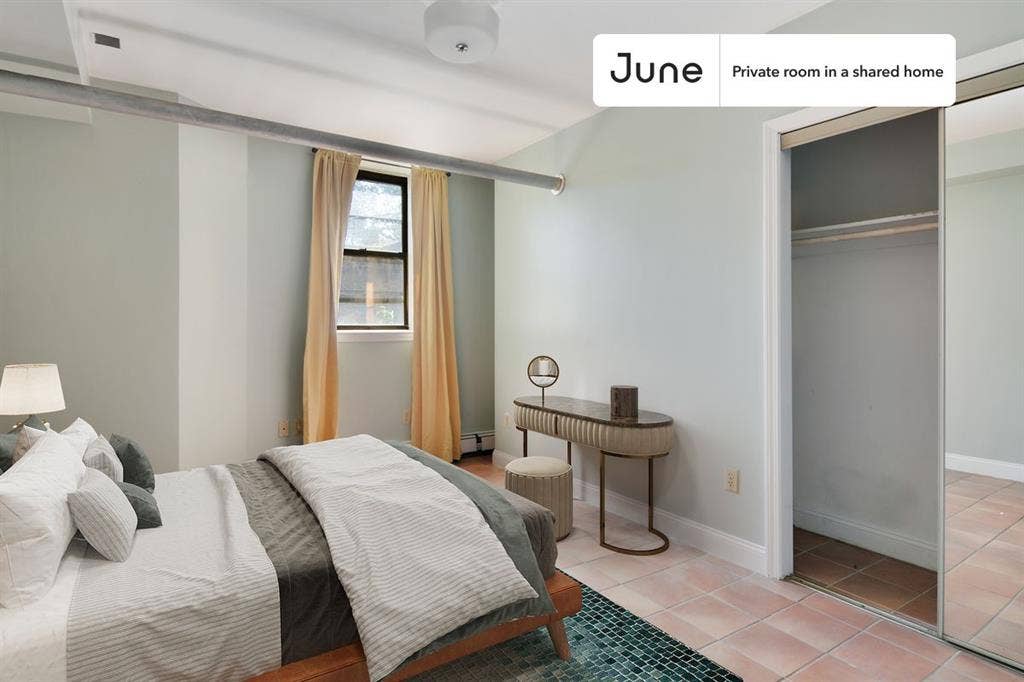 5 BR in Boston