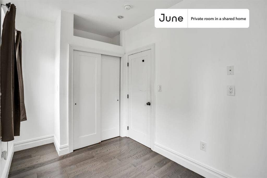 2 BR in New York City