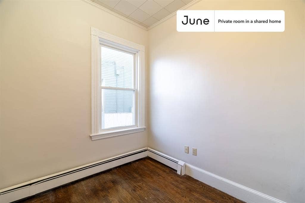 3 BR in Boston