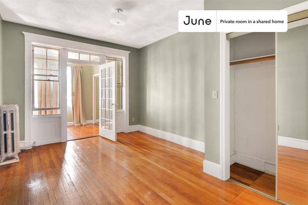 3 BR in Boston