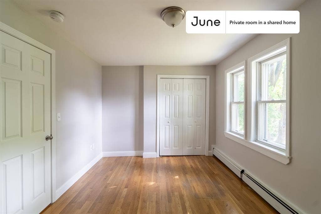 5 BR in Boston