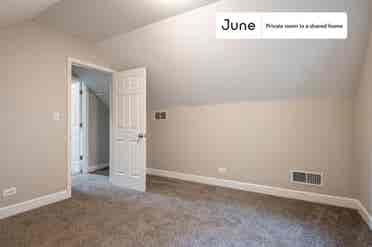 5 BR in Chicago