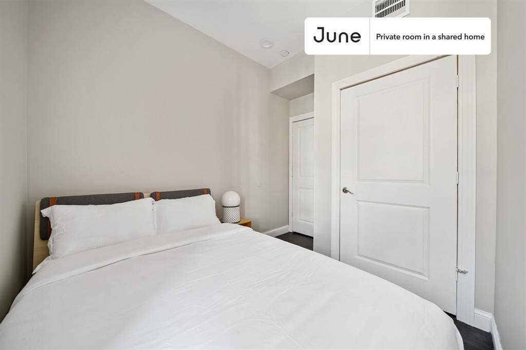 4 BR in New York City