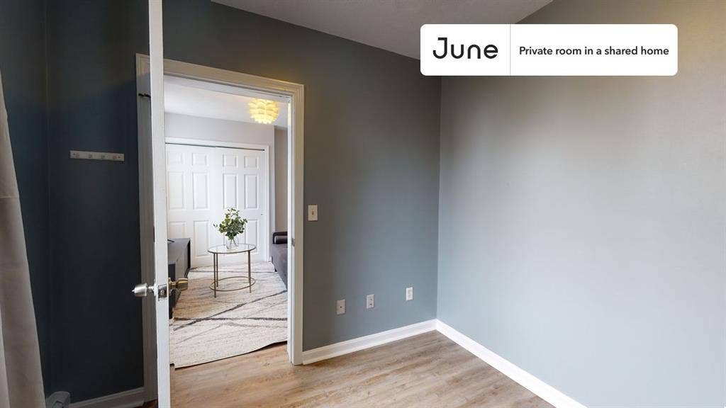 3 BR in Boston