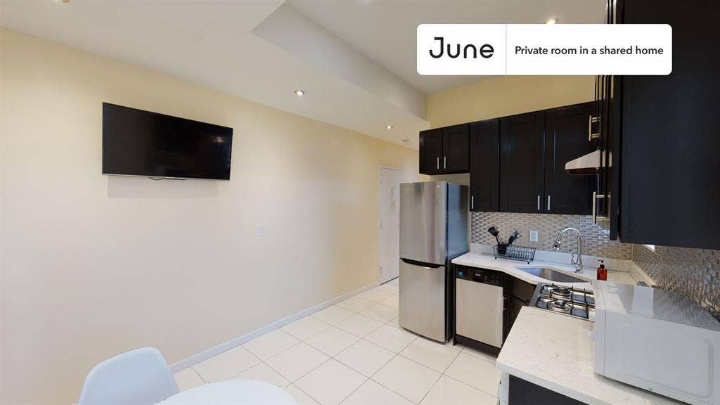 3 BR in New York City