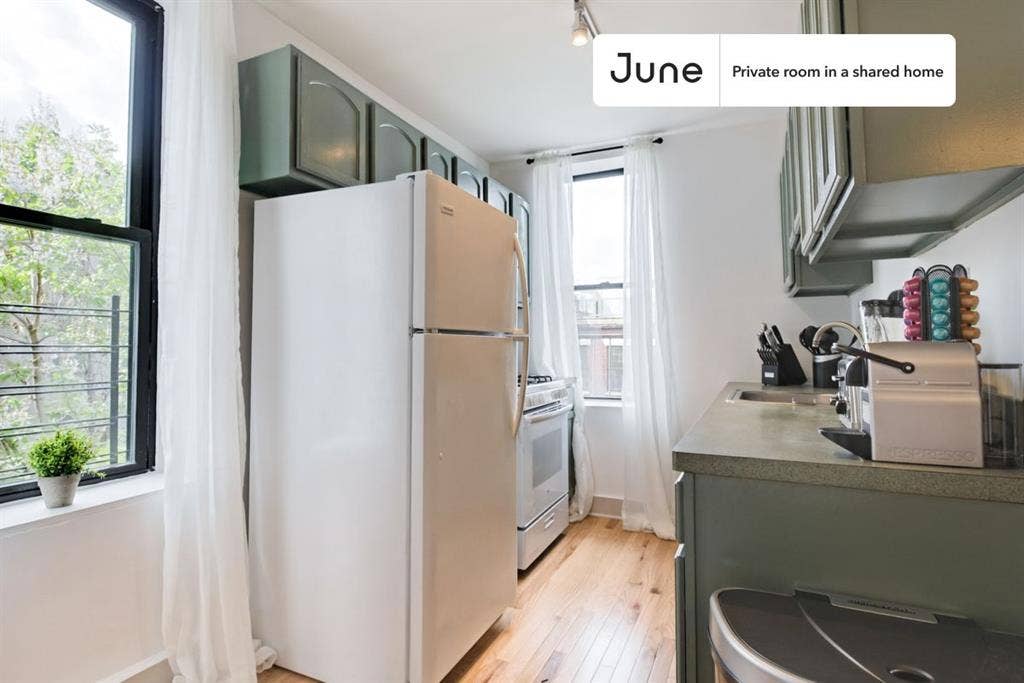 4 BR in New York City