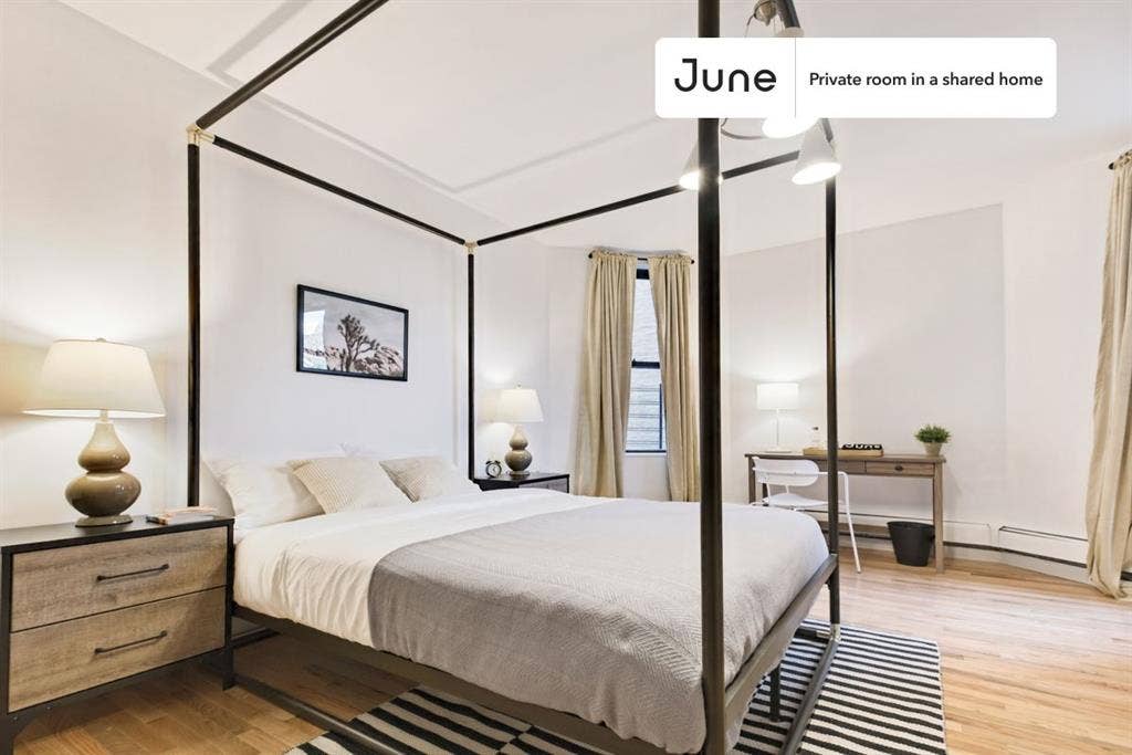 4 BR in New York City