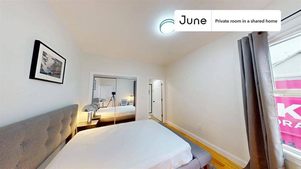 4 BR in Boston