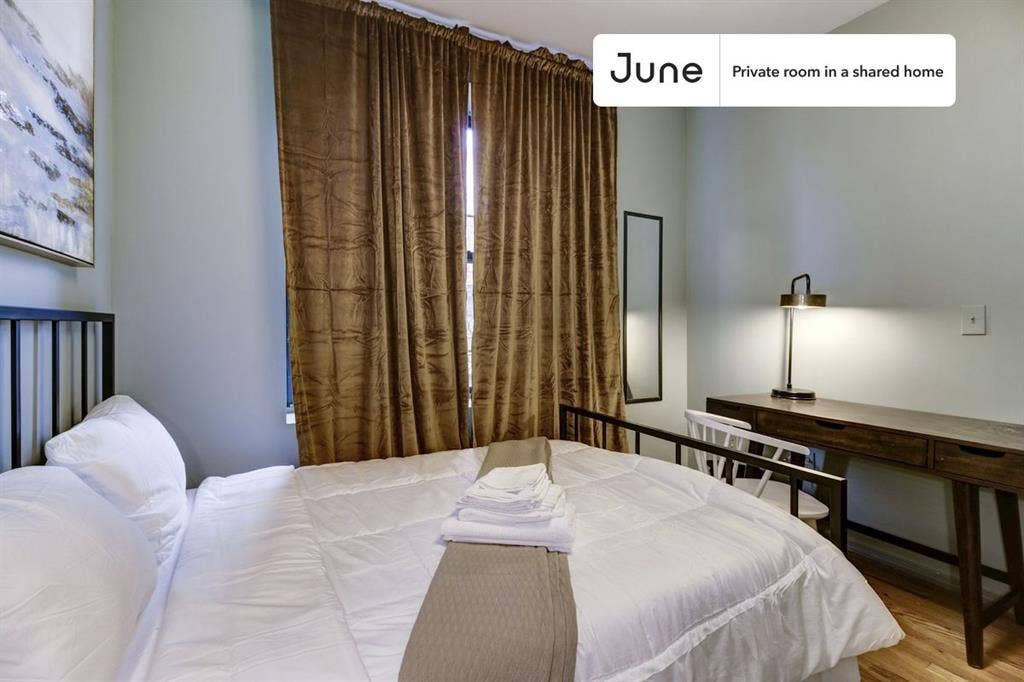 4 BR in New York City