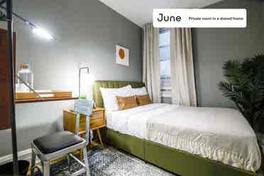 4 BR in New York City