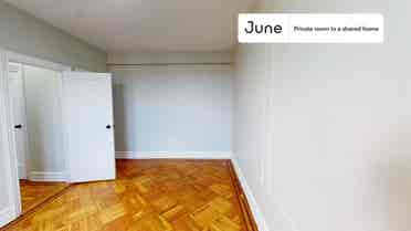 2 BR in New York City