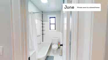 2 BR in New York City