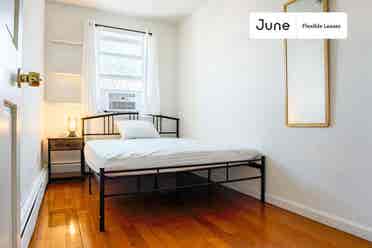 2 BR in New York City
