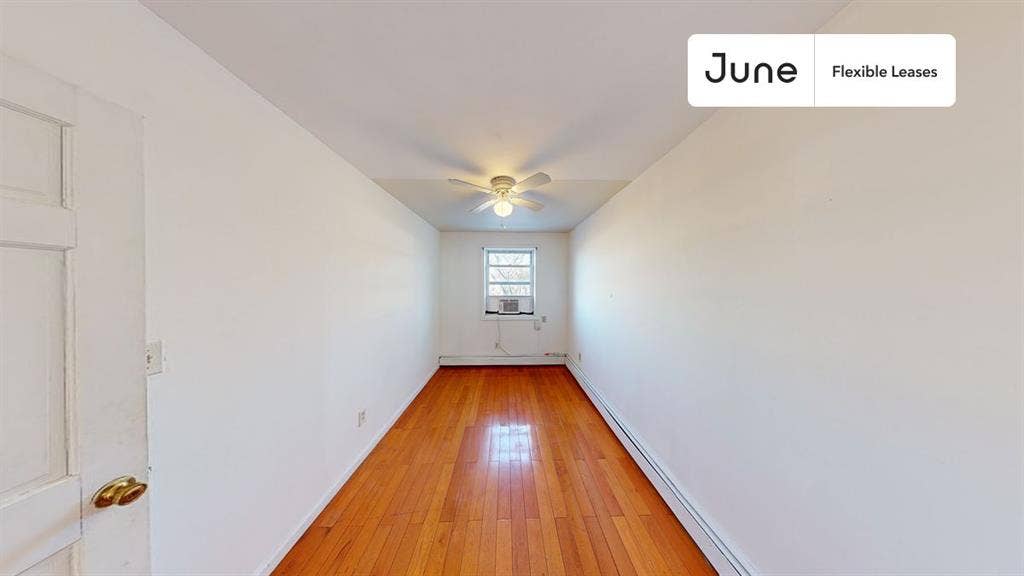 2 BR in New York City