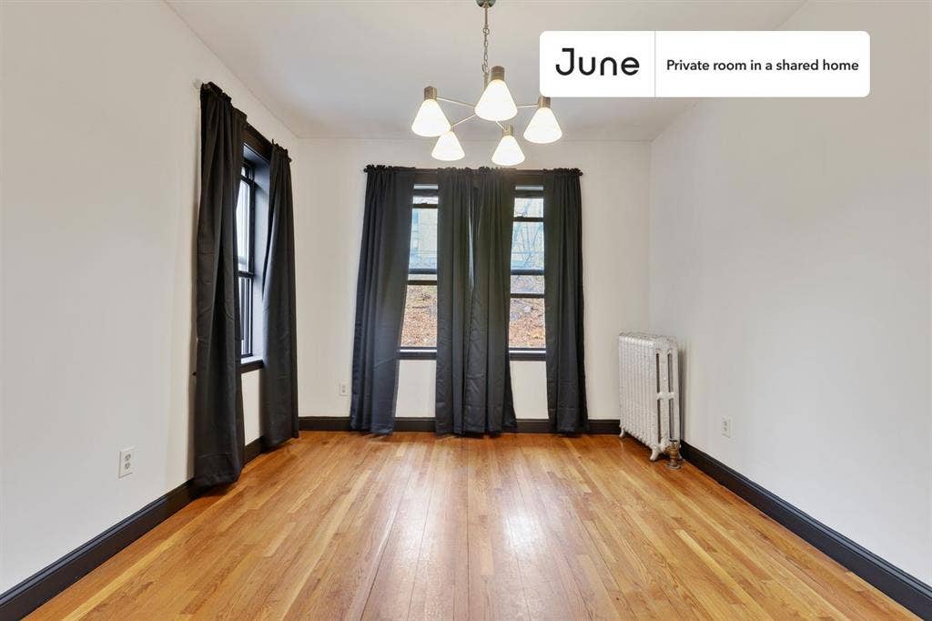 4 BR in Boston