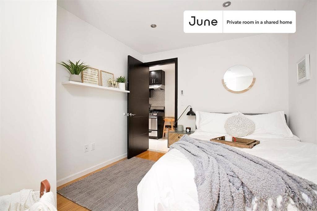 4 BR in New York City