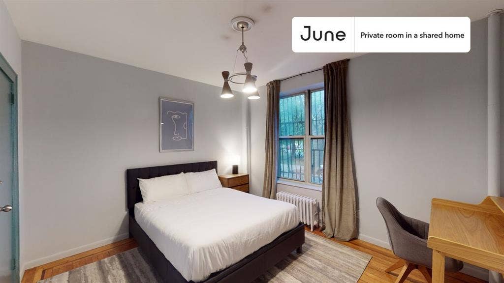 4 BR in New York City