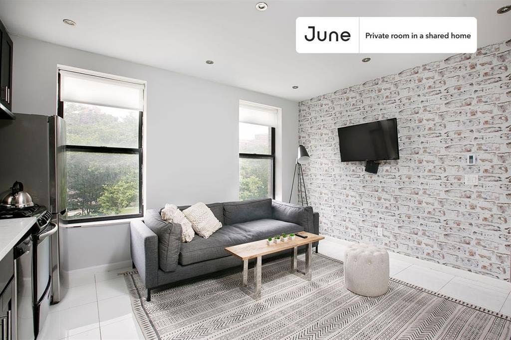 3 BR in New York City