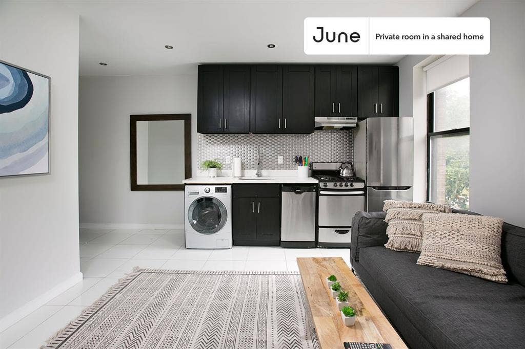 3 BR in New York City