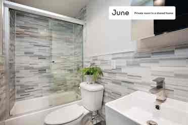 3 BR in New York City
