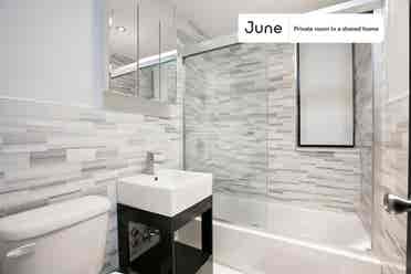 3 BR in New York City
