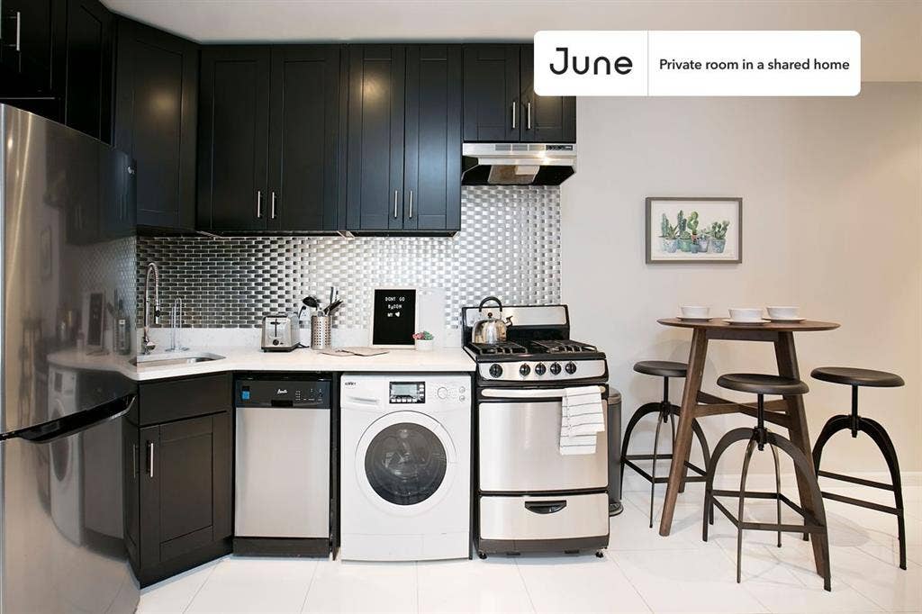 3 BR in New York City