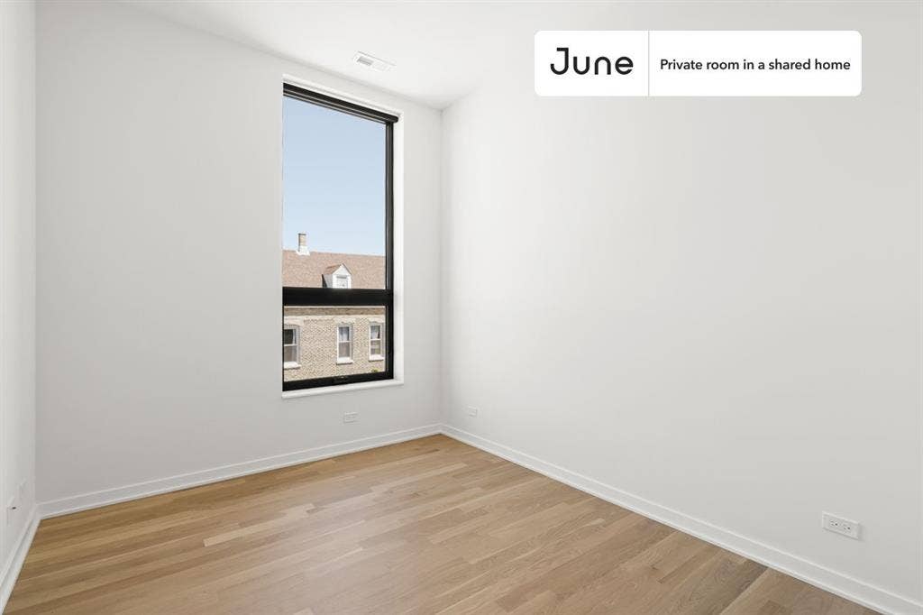 4 BR in Chicago