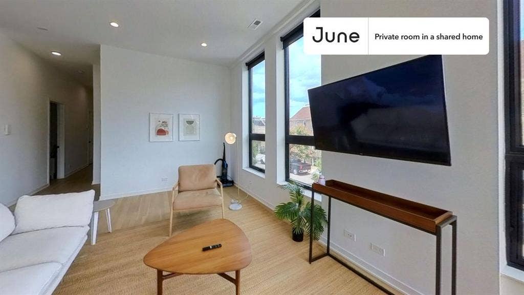 4 BR in Chicago