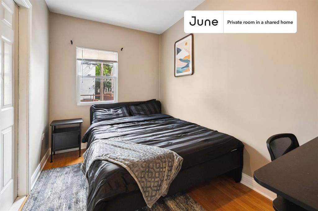 3 BR in Chicago