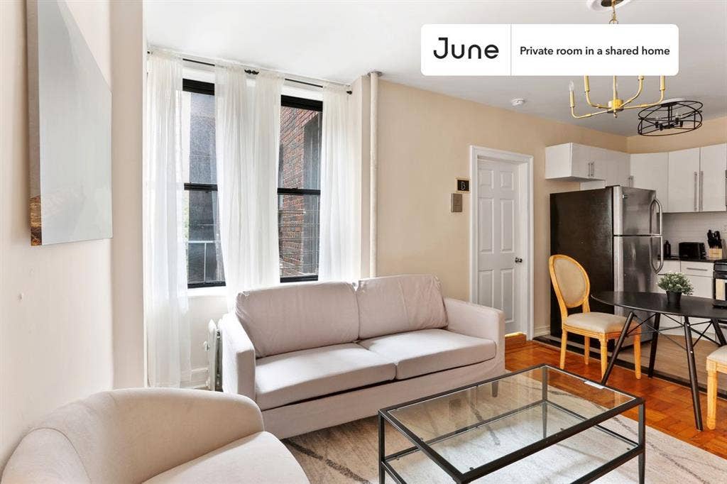 2 BR in New York City