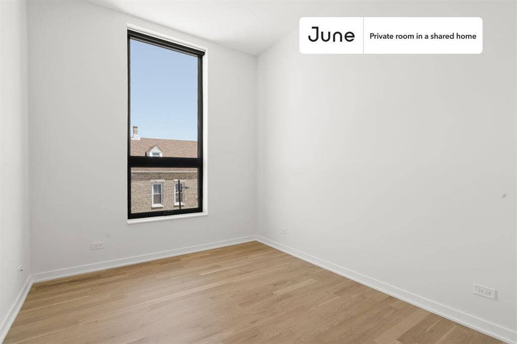 4 BR in Chicago