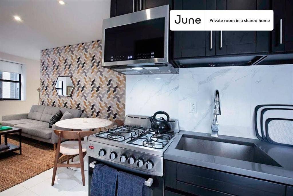 3 BR in New York City