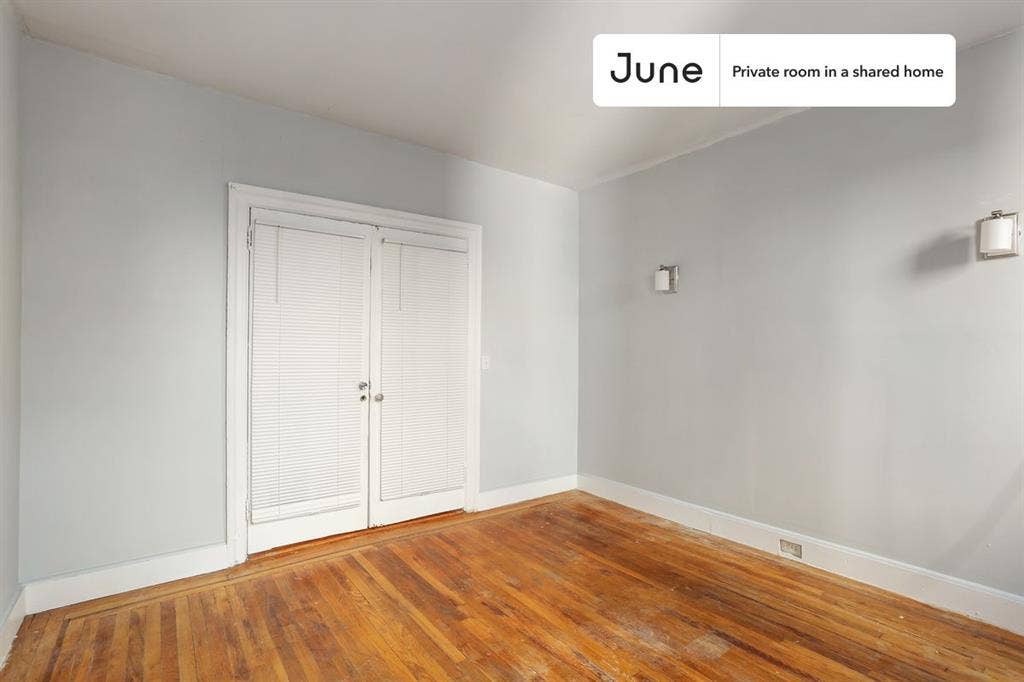 2 BR in New York City