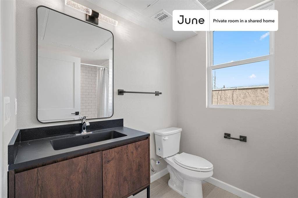 5 BR in Los Angeles