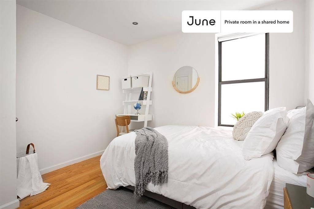 4 BR in New York City