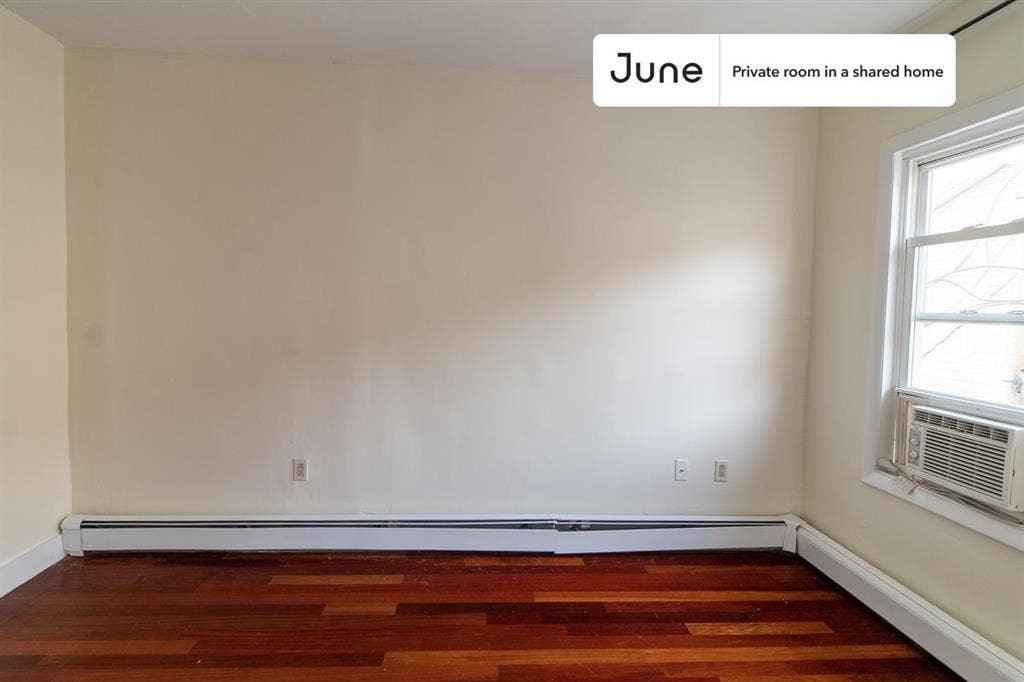 5 BR in Boston