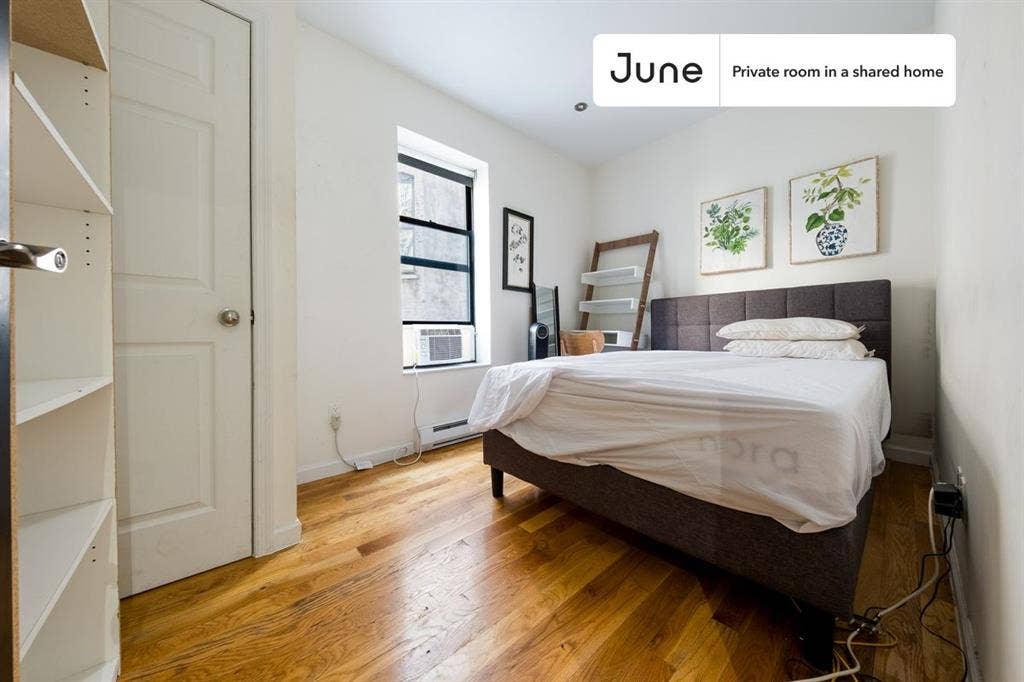 4 BR in New York City