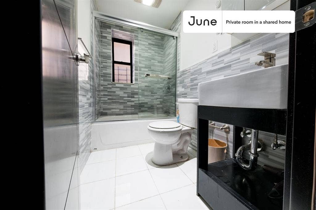 4 BR in New York City