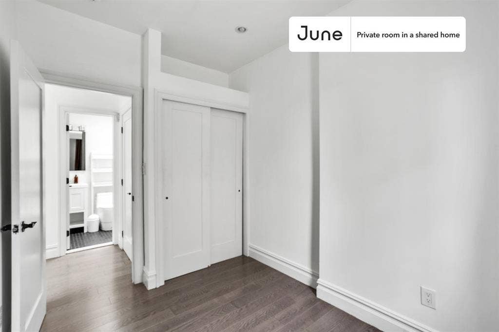 2 BR in New York City