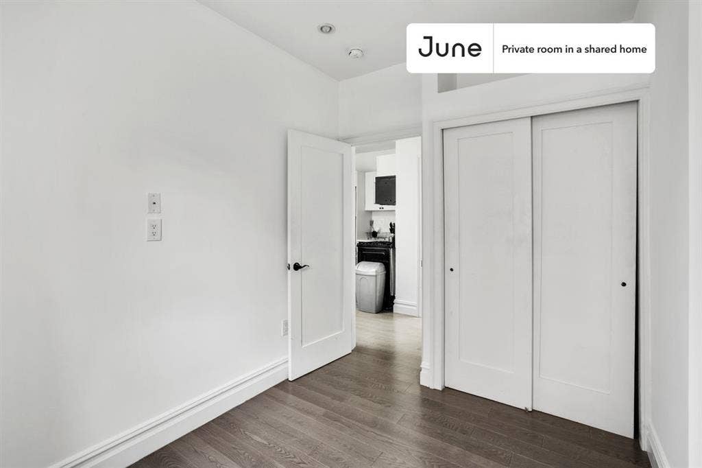 2 BR in New York City