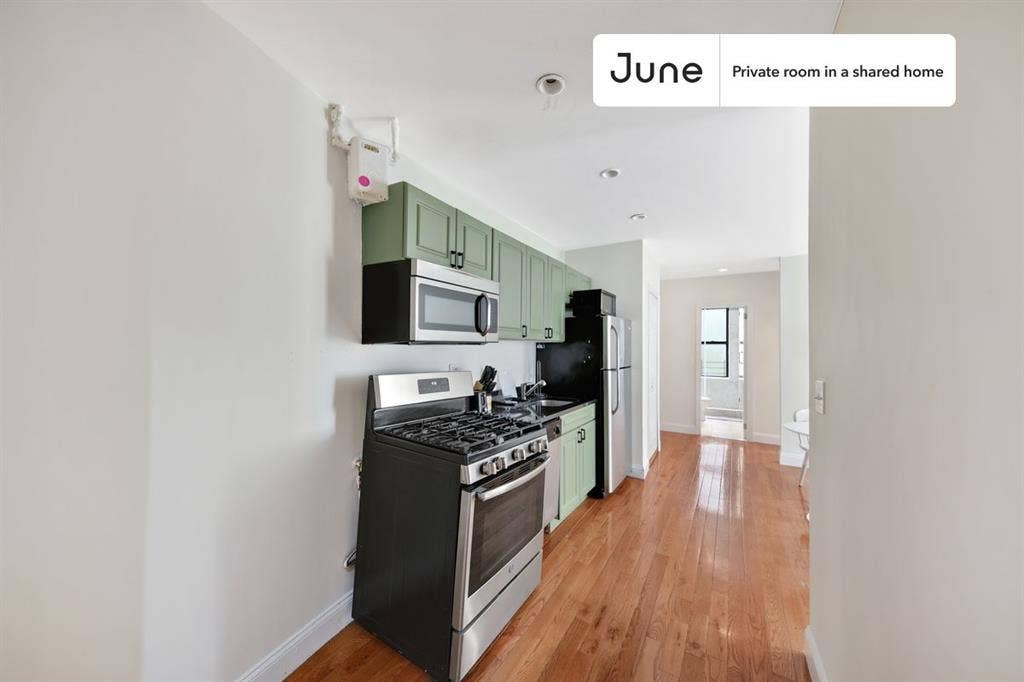 4 BR in New York City
