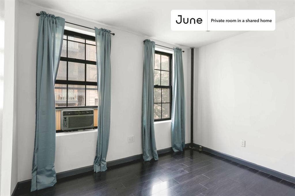 3 BR in New York City