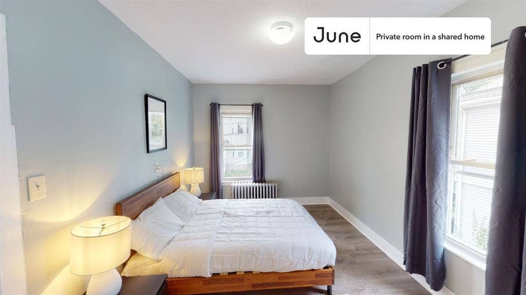 7 BR in Boston